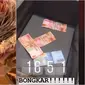 Buket uang hadiah ulang tahun (dok.TikTok/@isa21111/https://www.tiktok.com/@isa21111/video/6918965632000101633/Komarudin)