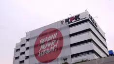  Permohonan Praperadilan Komjen Pol Budi Gunawan dikabulkan sebagian oleh Hakim Sarpin Rizaldi. Kuasa Hukum Budi Gunawan, Maqdir Ismail pun meminta KPK segera mencabut status tersangka calon Kapolri itu.