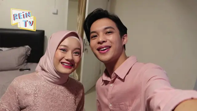 [Fimela] Rey Mbayang dan Dinda Hauw