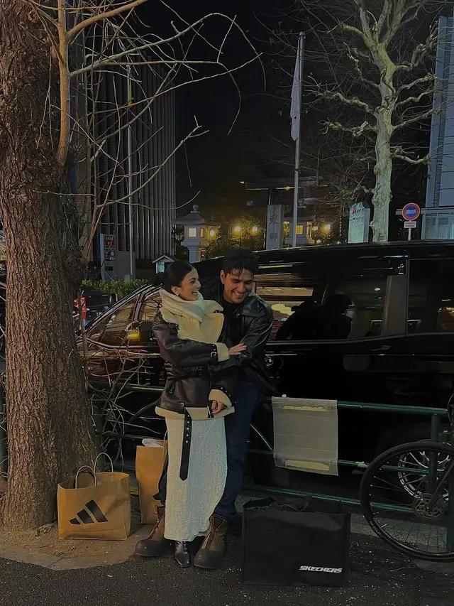 Potret Kebersamaan Ratu Sofya dengan Cornelio Sunny yang Selalu Mesra. (instagram/@ratusfy_)