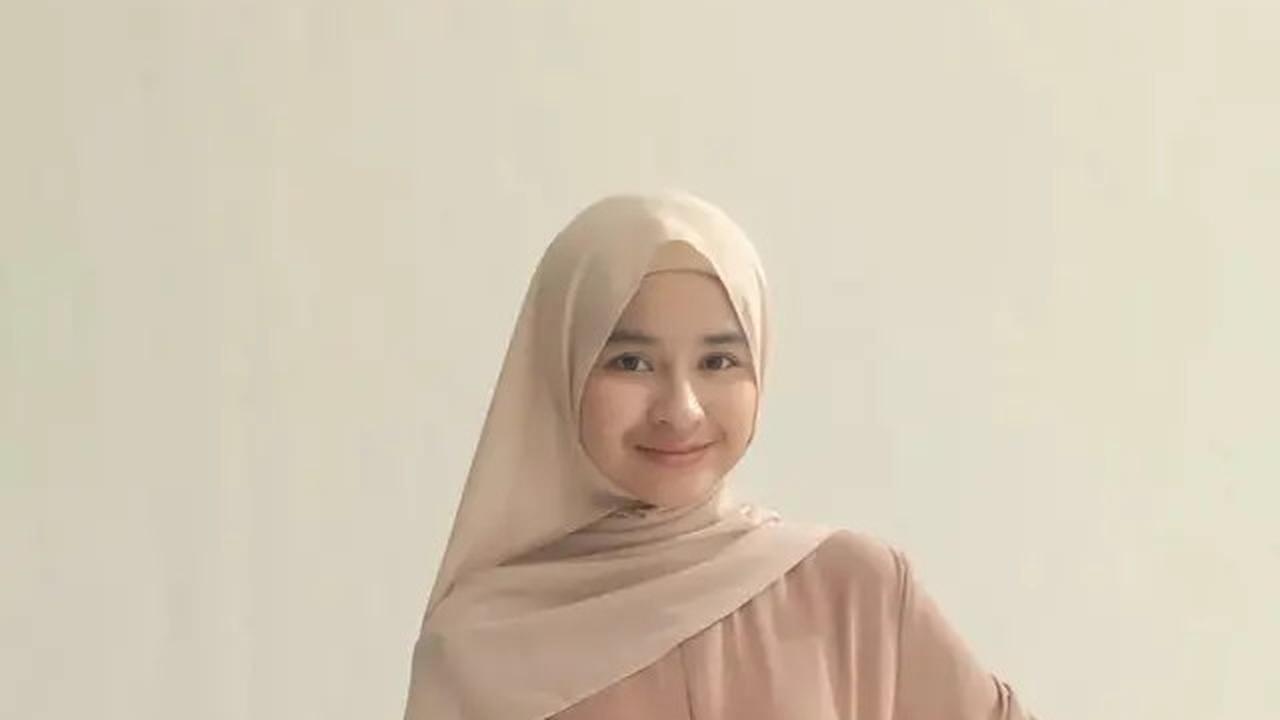 7 Potret Vania Priscilla Aktris Cilik 'Cinta Suci' Sudah Remaja, Gaya Berhijab Menawan