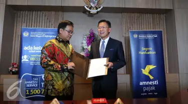 Langkah James Riady ini diharapkan dapat memacu keikutsertaan pengusaha nasional lainnya untuk mengikuti kebijakan reformasi perpajakan karena dampaknya bersifat makro bagi perekonomian Indonesia, Jakarta, Jumat (2/9). (Liputan6.com/Angga Yuniar)