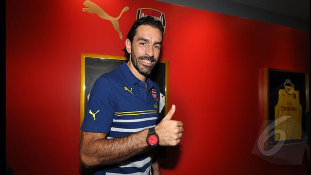 Robert Pires Ingin Pecahkan Rekor Muri