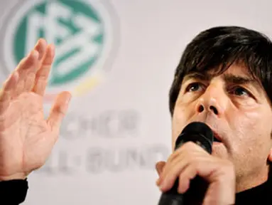 Joachim Loew, head coach of the German national football team, gives a press conference on October 8, 2008 in Duesseldorf, western Germany. AFP PHOTO DDP/VOLKER HARTMANN