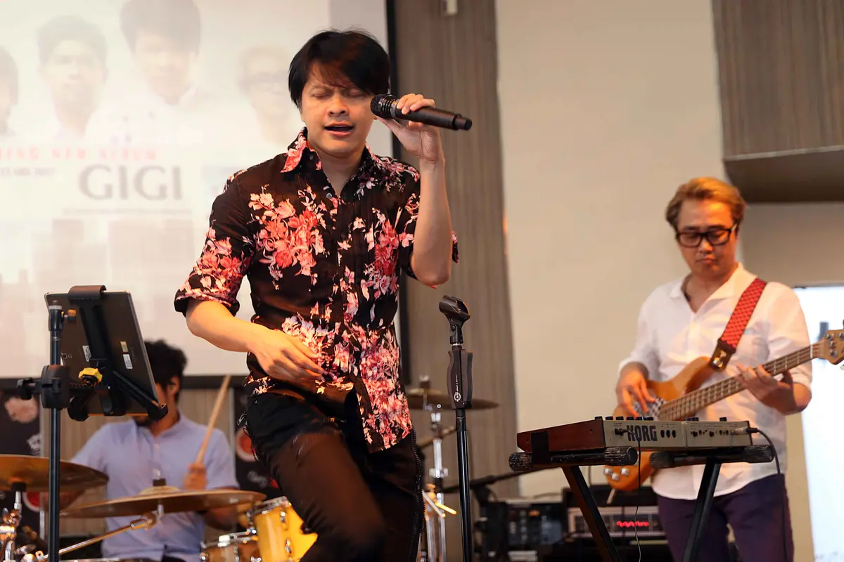 [Bintang] Band Gigi
