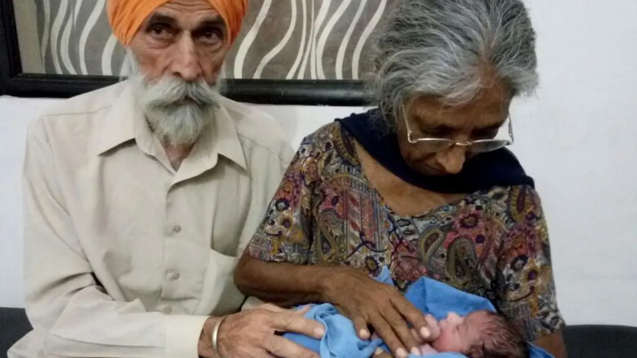 Menikah Selama 47 Tahun, Nenek Ini Lahirkan Anak Pertamanya