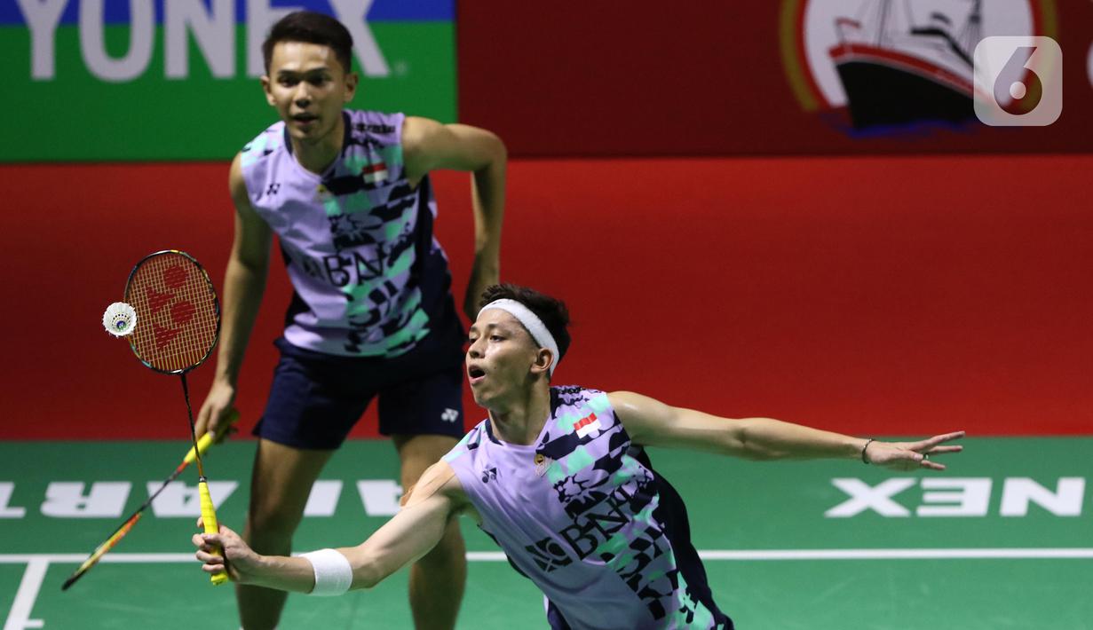 Fajar/Rian yang merupakan unggulan pertama turnamen, akan menghadapi wakil India, Satwiksairaj Rankireddy/Chirag Shetty  di perempat final. (Liputan6.com/Helmi Fithriansyah)