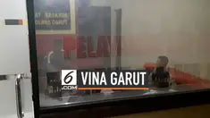 Polisi menangkap dua orang terduga pelaku video syur vina garut yang viral. Keduanya diperiksa di Mapolres Garut dan ditahan.