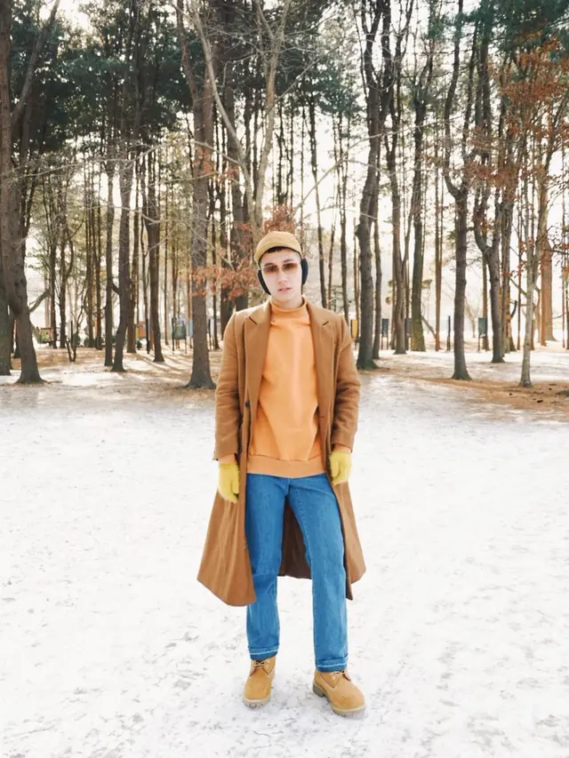 [Bintang] Dibalik Penampilan Glamor Seleb Cewek, Intip 5 Gaya Stylistnya yang Tidak Kalah Eksis!