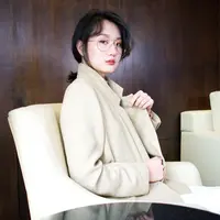 ilustrasi perempuan bekerja/Photo by Shanshan Xiao on Unsplash