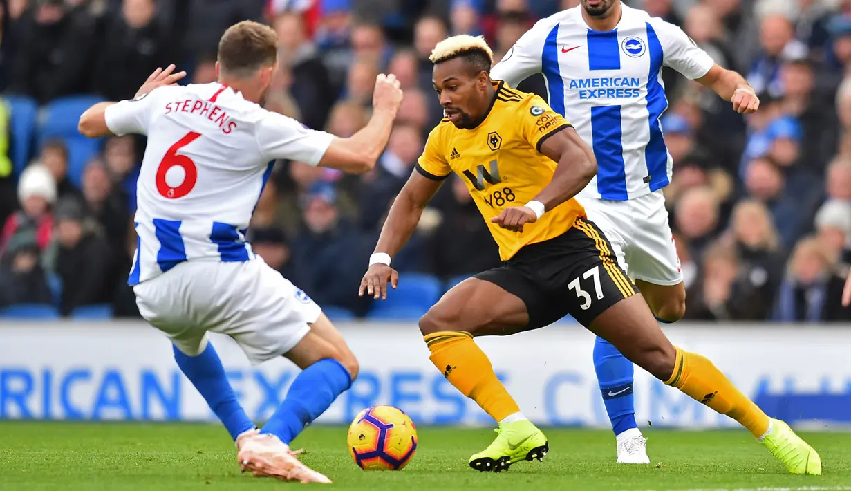 2. Adama Traore (Wolverhampton Wanderers) - Traore terkenal sebagai pemain yang mempunyai kecepatan yang luar biasa. Winger Wolverhampton Wanderers ini memliki kecepatan 96. (AFP/Glyn Kirk)