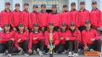 Citizen6, Jakarta: Tim Dayung Kolinlamil kembali menorehkan prestasinya dengan meraih juara umum dalam Lomba Dayung tingkat internasional Tanjung Pinang Dragon Boat Race 2012, di Tanjung Pinang, Senin (8/10). (Pengirim: Dispenkolinlamil).