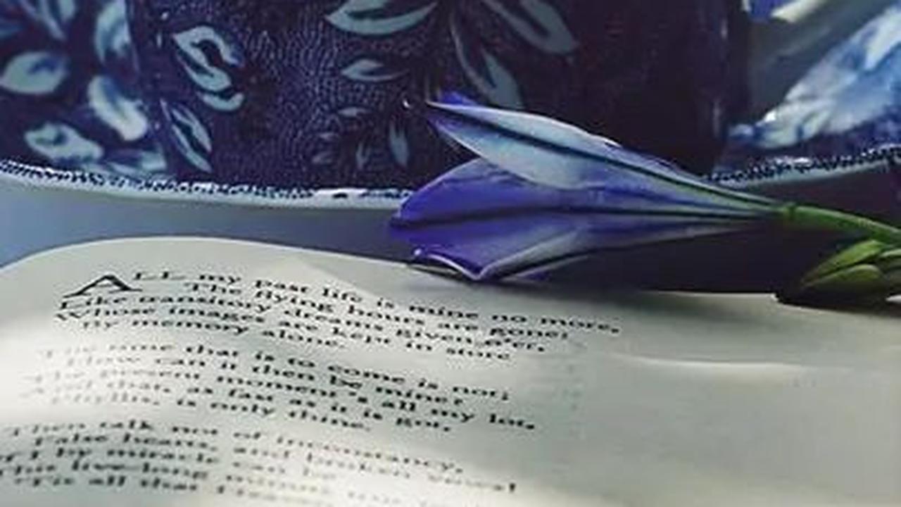 Pantun Adat Minangkabau<br>