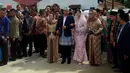 Setelah resmi menjadi keluarga besar Tapanuli Selatan, Bobby dan Kahiyang Ayu akan melanjutkan prosesi selanjutnya sesuai adat. (Deki Prayoga/Bintang.com)