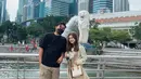 Dalam unggahan media sosial Instagramnya, Sinta menuliskan bahwa sudah sampai tiga tahun ia tidak pulang ke Indonesia. Pada awal tahun ini ia pun pulang ke Tanah Air bersama suami dan menyempatkan liburan bareng ke Singapura. Tinggal di New Caledonia, Prancis, sudah cukup jarang ia kumpul bersama sahabatnya, Jojo. (Liputan6.com/IG/@sisisinta)