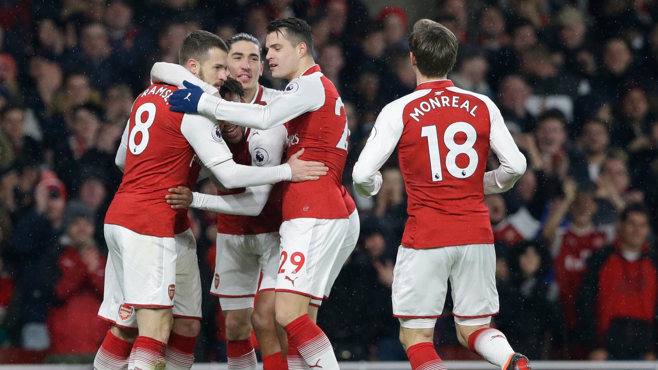 Aaron Ramsey Hattrick, Arsenal Pesta Gol 5-1 Atas Everton