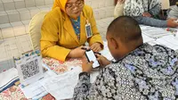Bank Mandiri memberikan edukasi mengenai finansial bagi pelajar di Sekolah Luar Biasa (SLB) Pangudi Luhur, Jakarta. (Foto: Istimewa)