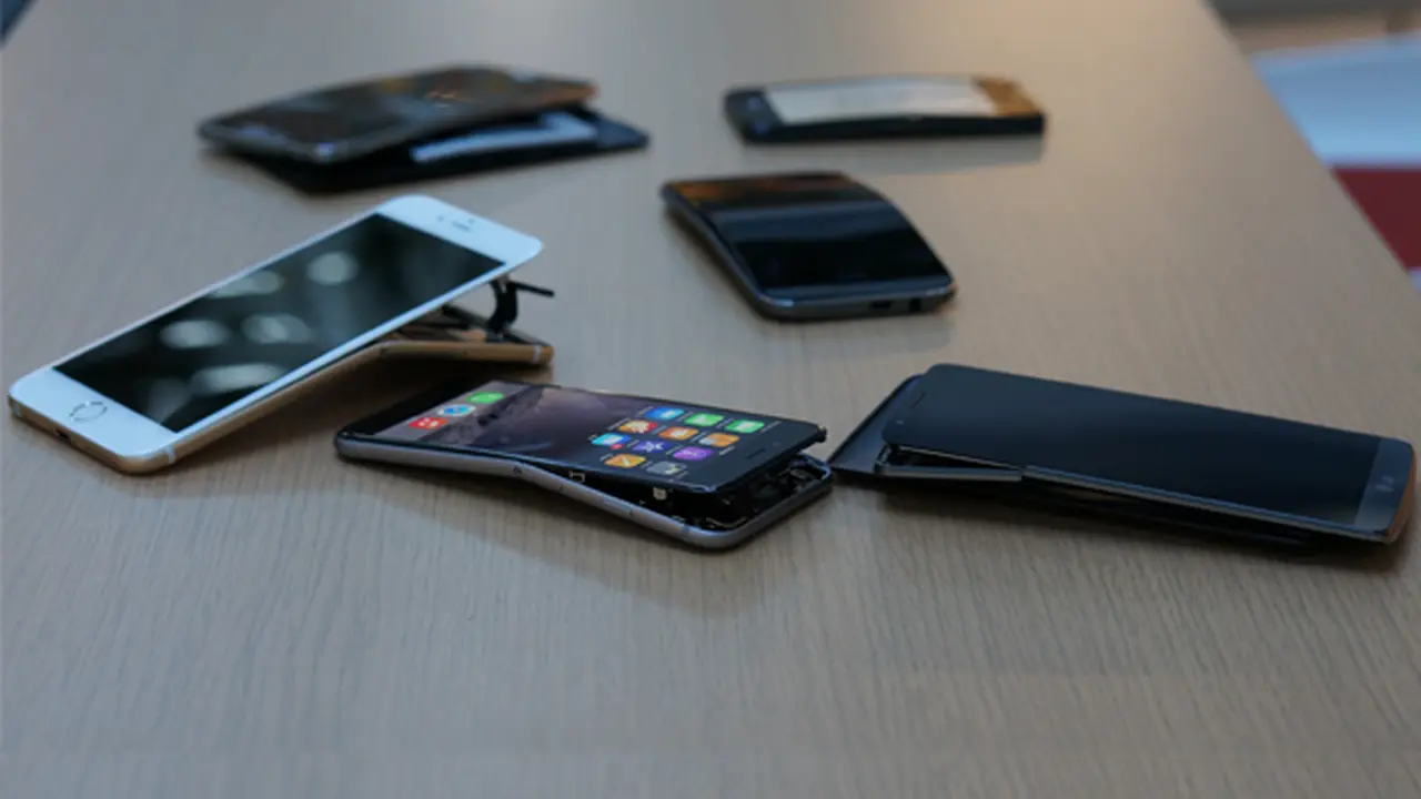 iPhone 6 Plus Mudah Melengkung Ternyata Cuma Hoax?
