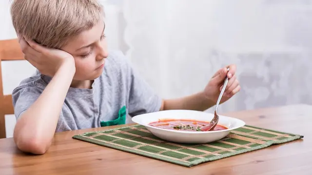 Anak Anda Tak Nafsu Makan? Jangan-jangan Cacingan (Photographee/Shutterstock)