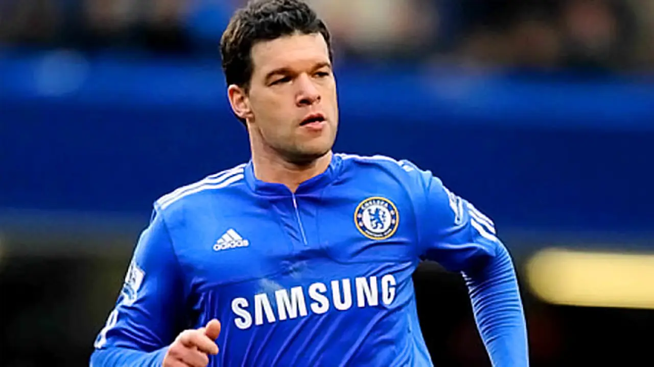 ballack-2-131019a.jpg