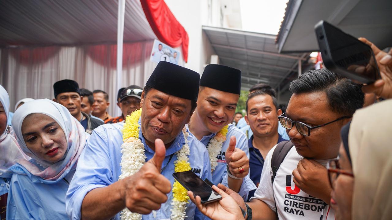 Pasangan calon bupati dan wakil bupati Majalengka nomor urut 1, H. Eman Suherman dan Dena Muhamad Ramdhan.