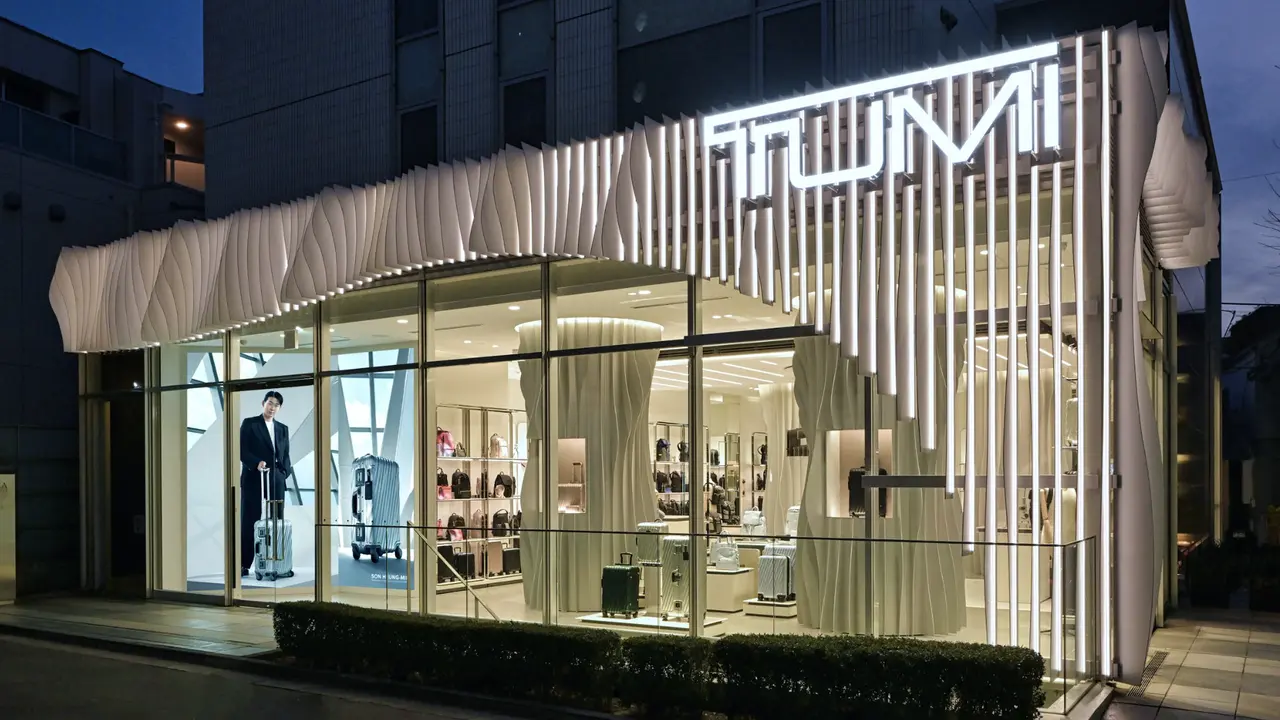 TUMI