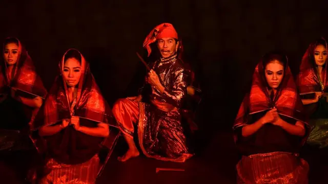 Kezia Warouw perkenalkan filosofi kehidupan Sulawesi Selatan lewat pementasaan Sipakainga