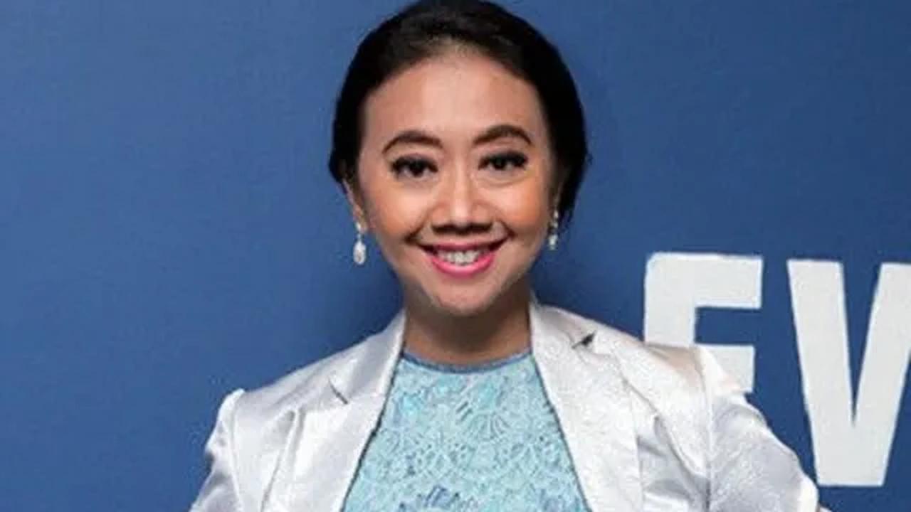 Tak disangka, rupanya kasir restoran tersebut terlibat dalam aksi penipuan bersama sindikat cyber crime international.