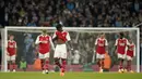 Pemain Arsenal tertunduk lesu setelah ditaklukkan Manchester City pada laga Liga Inggris di Stadion Etihad, Kamis (27/4/2023). Namun, Man City masih punya dua laga cadangan untuk mengejar 75 poin milik Arsenal. (AP Photo/Dave Thompson)