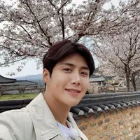 Foto Kim Seon Ho Credit: instagram/seonho__kim