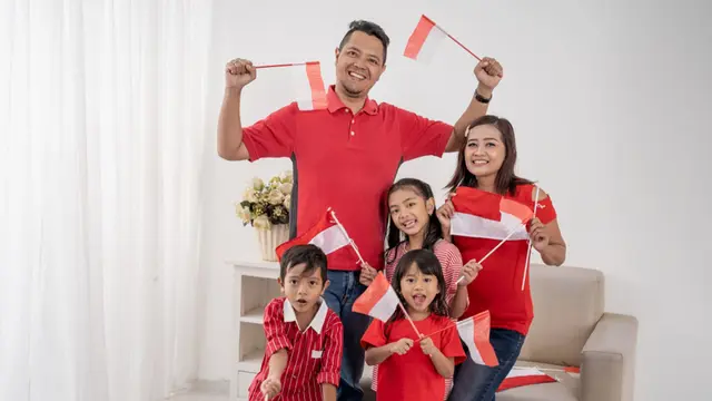 merayakan hari kemerdekaan