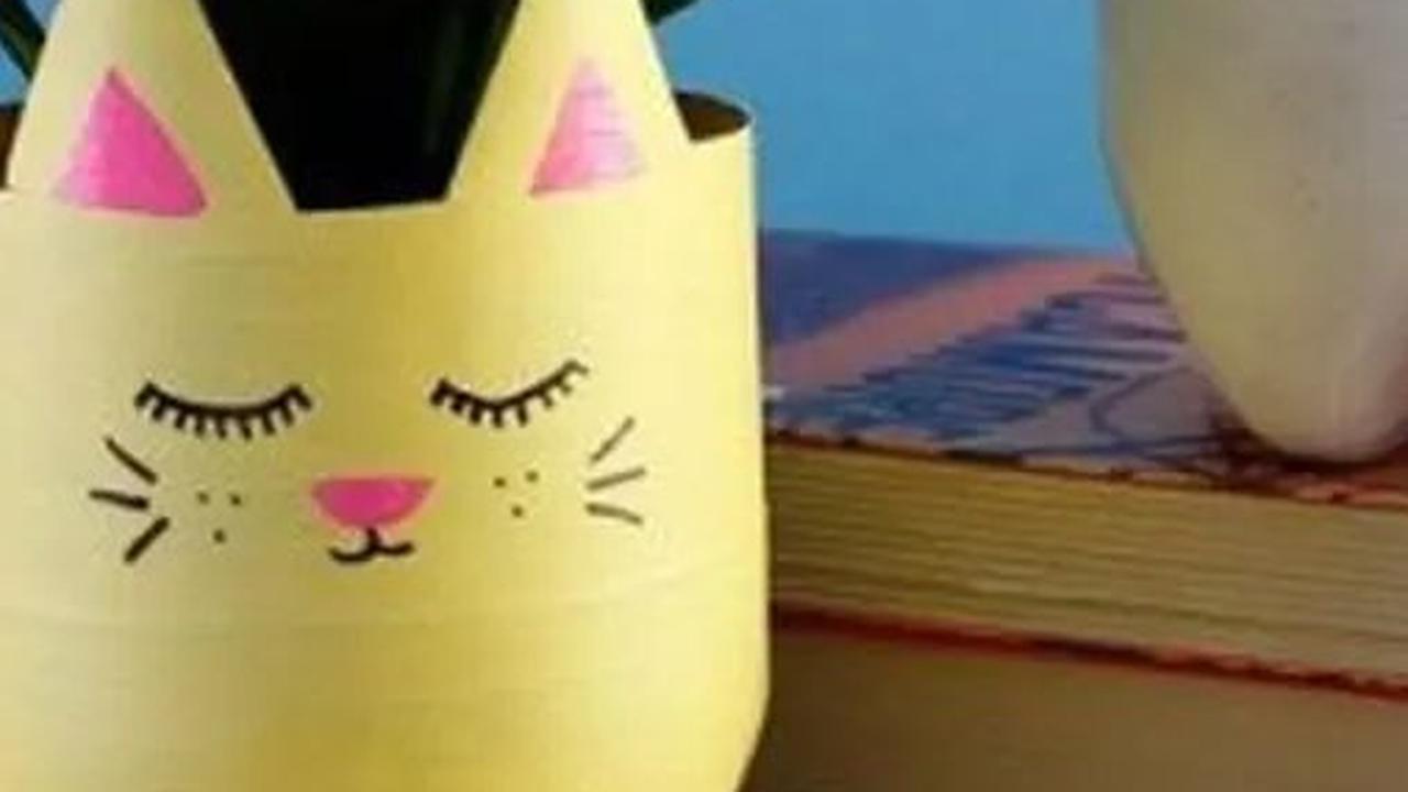 Membuat Pot Bunga dari Botol Bekas, Mudah dan Hemat