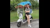 Payung sepeda motor. (bukalapak)