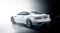 Suksesor DB9 ini merupakan kendaraan pertama buatan Aston Martin yang menggunakan mesin buatan grup Mercedes Benz. 