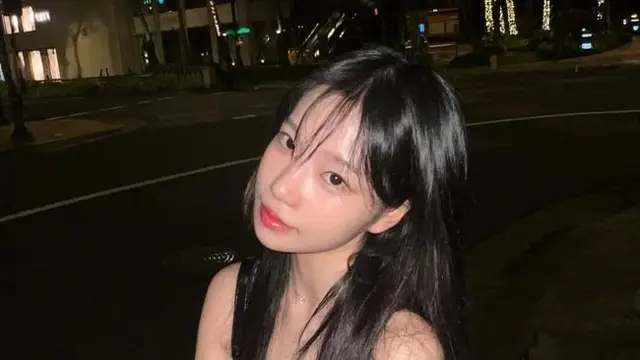 Potret Jo Yuri Eks IZ*ONE Pemeran Jung Hee di Squid Game 2 dengan Makeup Minimalis. (instagram/zo__glasss)