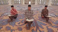 Jelang Pembukaan, Masjid Syekh Zayed Solo Terima 160 Rehal Al-Qur’an dari ZHO Abu Dhabi
