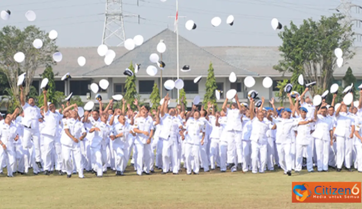 Citizen6, Surabaya: Dari jumlah 360 siswa tersebut berasal dari tiga Komando Pendidikan (Kodik) dibawah Kobangdikal antara lain Kodikdukum, Kodikopsla, Kodikmar.  (Pengirim: Penkobangdikal)