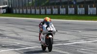 Fadillah Arbi Aditama saat mengaspal di Moto3 Austria 2025. (Honda Team Asia)