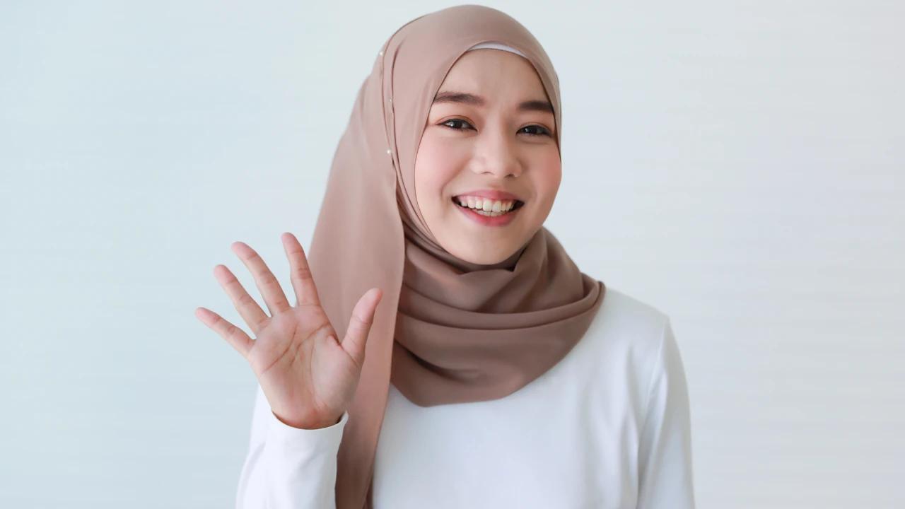 Rahasia Makeup Lebaran Tahan Lama, Kulit Tetap Glow Tanpa Touch Up Berlebihan