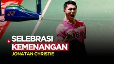 Berita video selebrasi kemenangan Jonatan Christie di semifinal Indonesia Masters 2023, usai menyingkirkan wakil China, Shi Yuqi, Sabtu (28/1/2023)