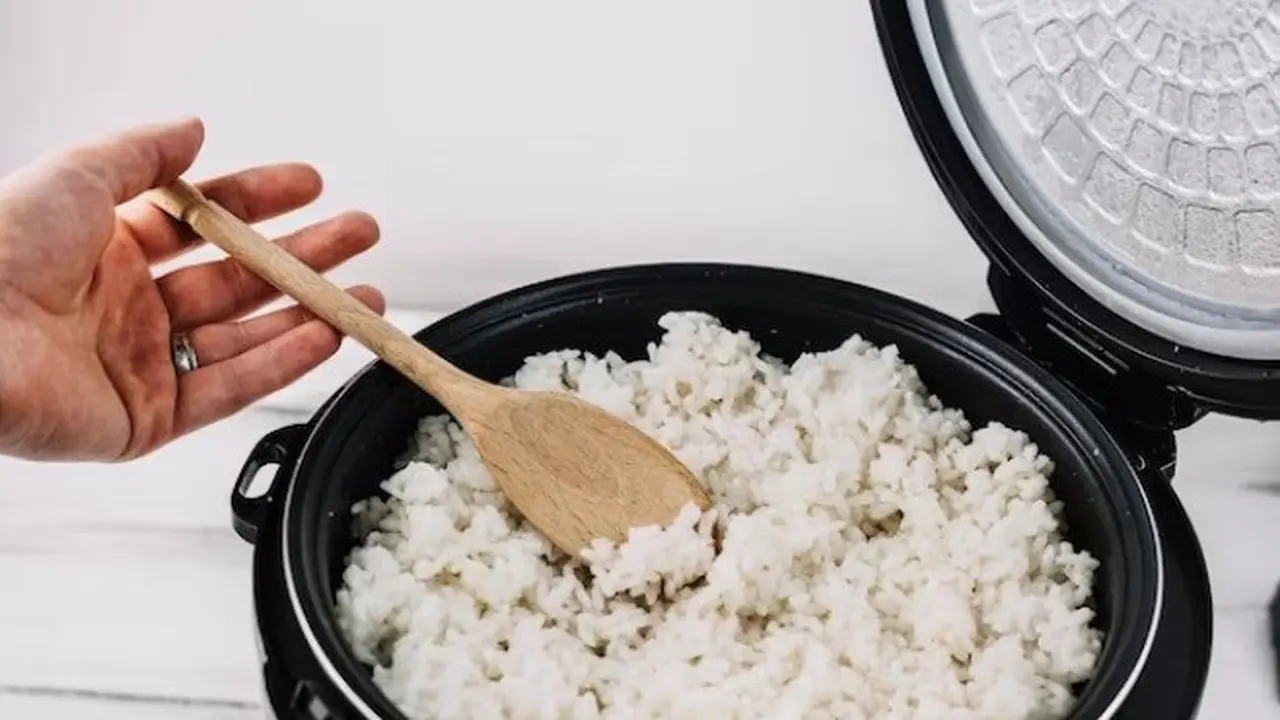 Nasi (Sumber: freepik.com)