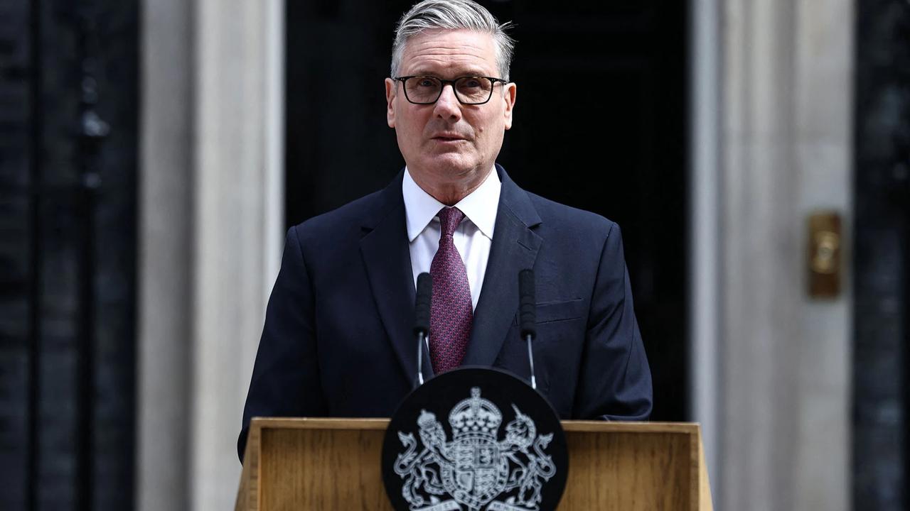 FOTO: Momen Keir Starmer Mundur dari Jabatan Perdana Menteri Inggris