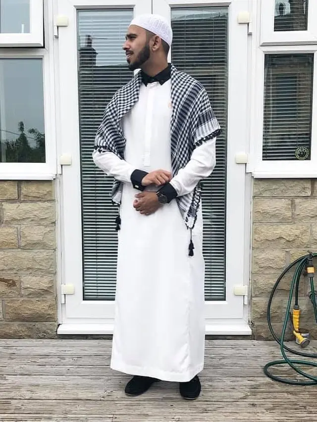 Inspirasi Baju Koko Lebaran untuk Cowok, Biar Gak Itu-itu Aja