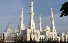 Cari Jodoh, Ribuan Jomblo Bakal Hadir di Masjid Sheikh Zayed Solo untuk Ta'aruf