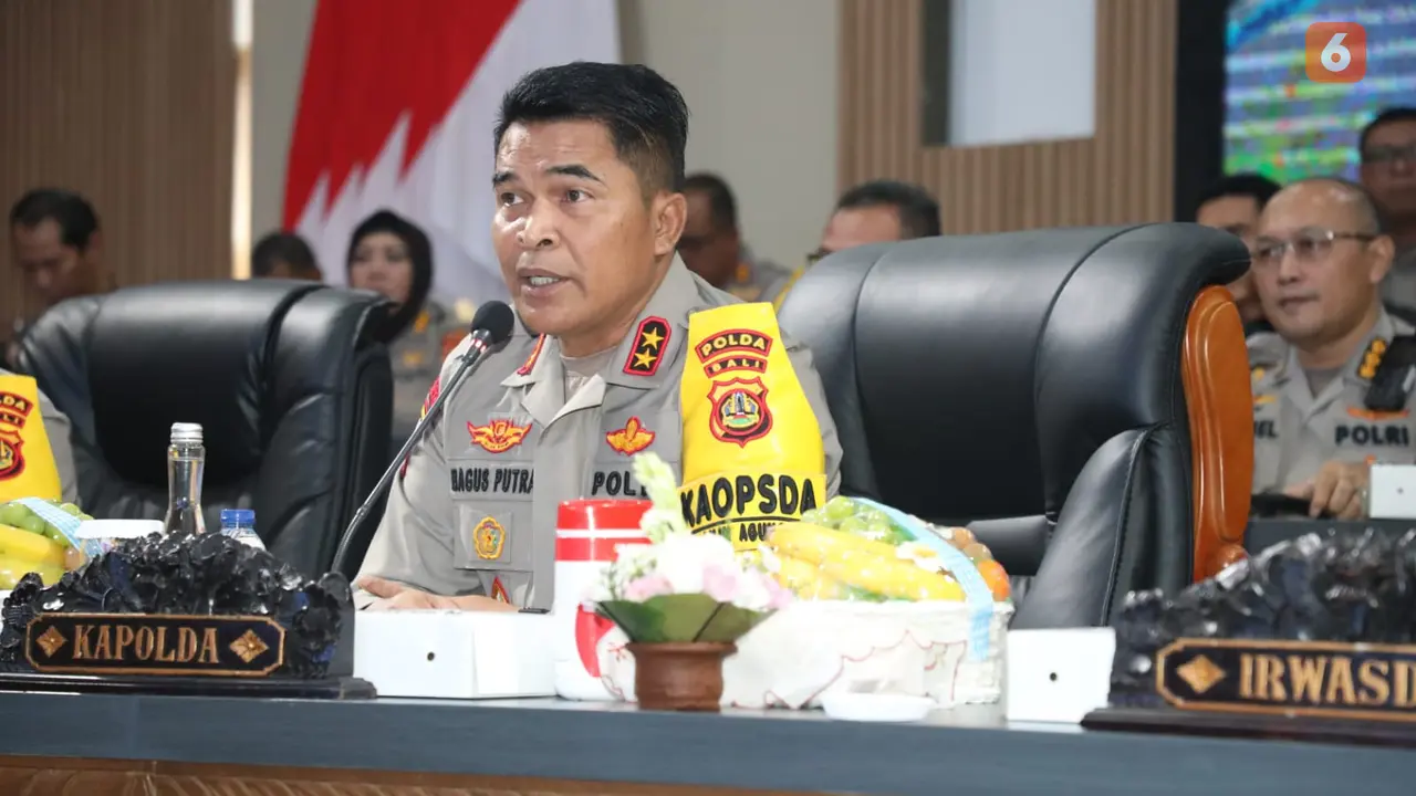 Kapolda Bali Irjen Pol Ida Bagus Kade Putra Narendra