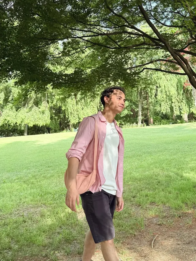 In Her Bucin Era, Gaya Prilly Latuconsina Makin Suka Tampil Serba Pink Sejak Pacaran dengan Omara Esteghlal