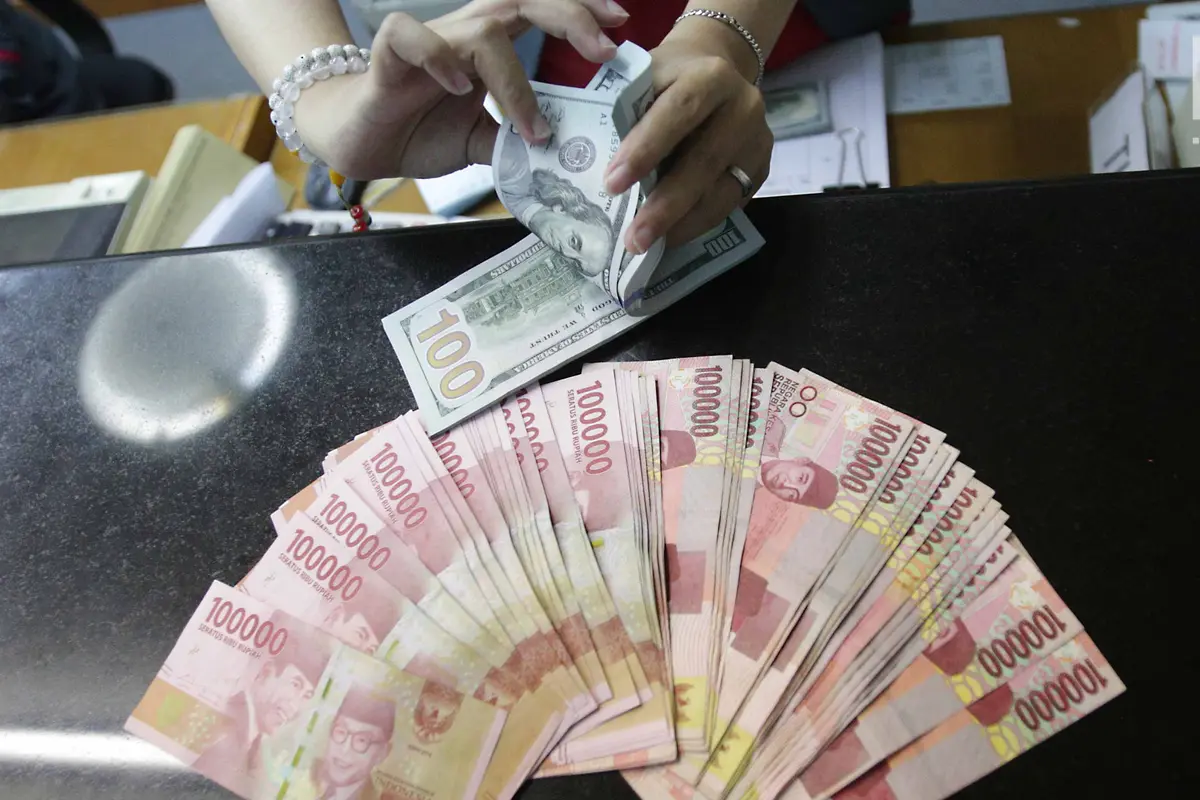 Nilai Tukar Rupiah Terhadap Dolar Sudah Masuk Level Undervalued