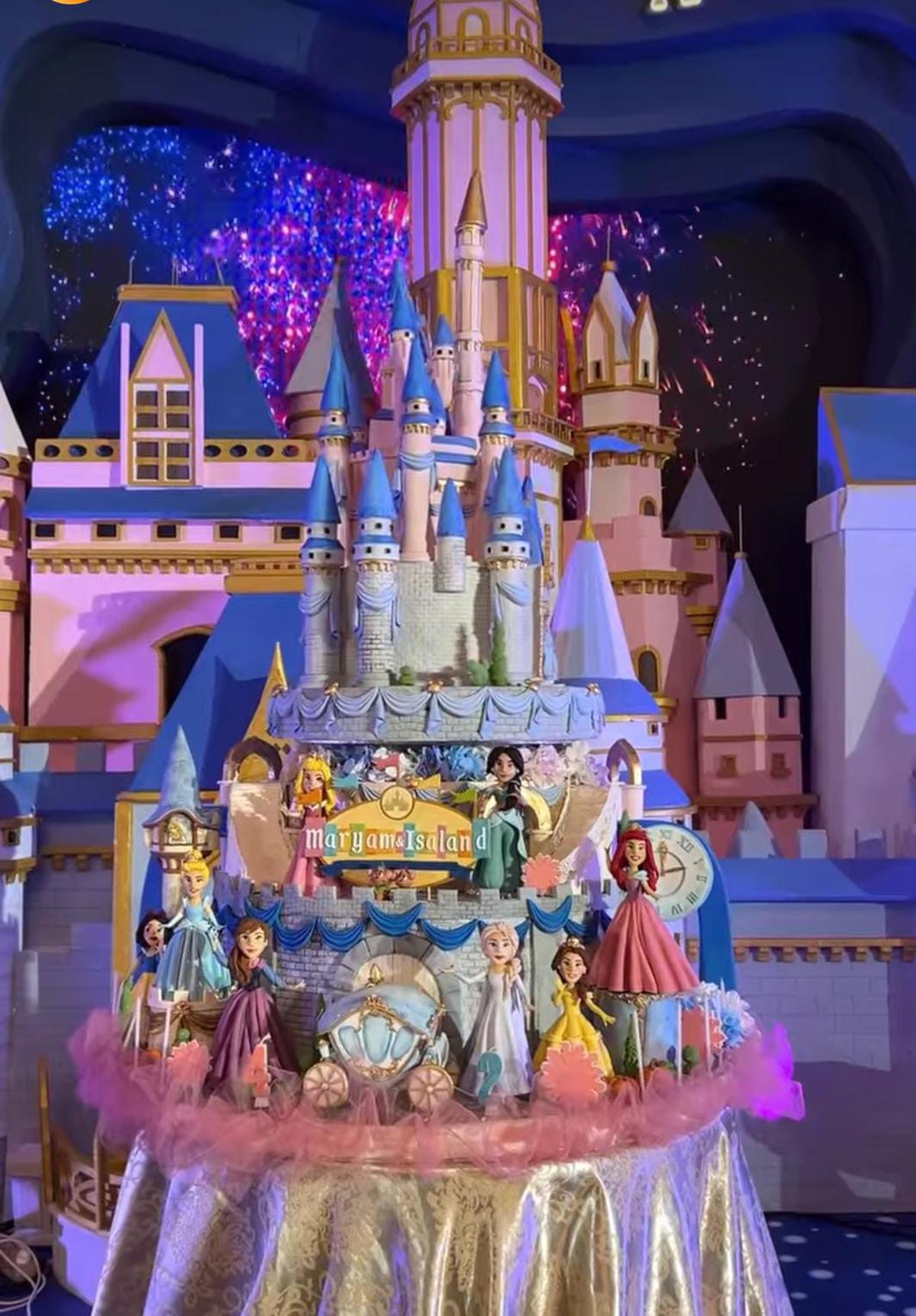 Tasya Farasya Berubah Jadi Princess Belle di Ulang Tahun Anak yang Bertema Disney