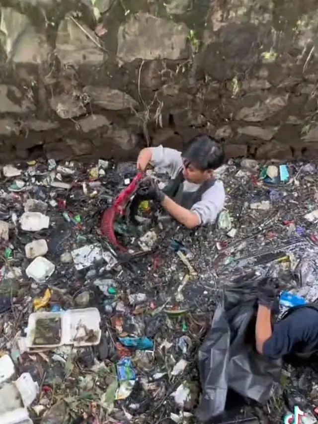 Fakta Pandawara Group, 5 Pria yang Gemar Bikin Konten Bersih-Bersih Sungai
