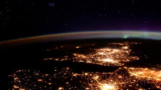 Inggris dari ISS